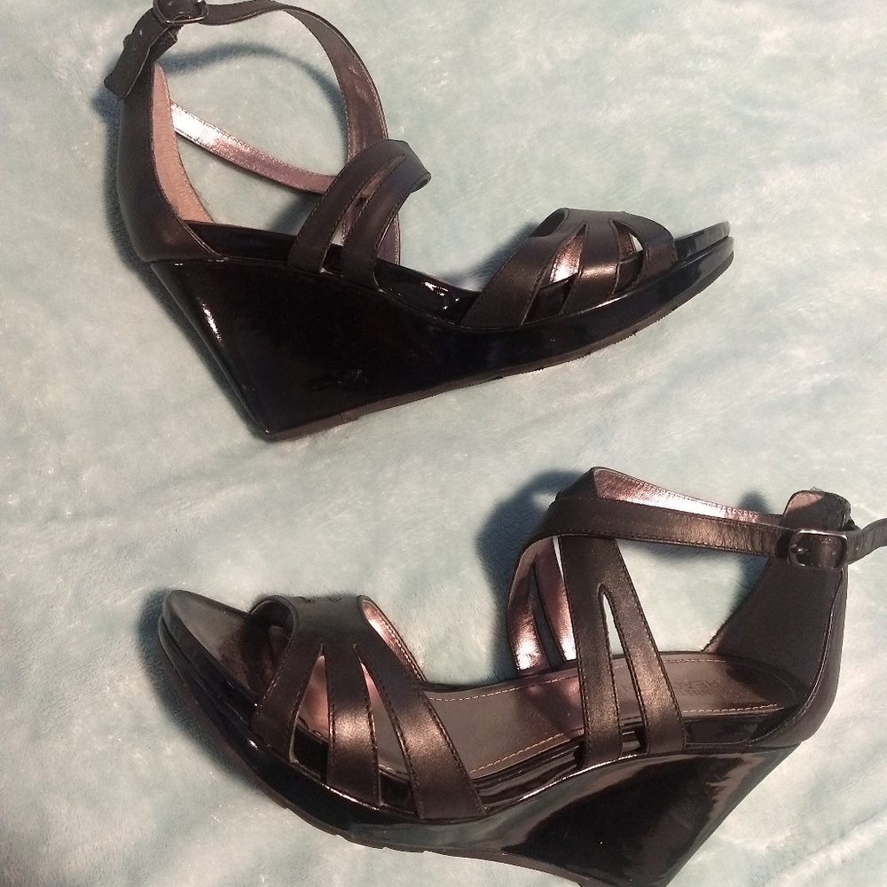 Kenneth Cole Reaction Women's Shoe